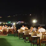 酒店 Melek / Angel
